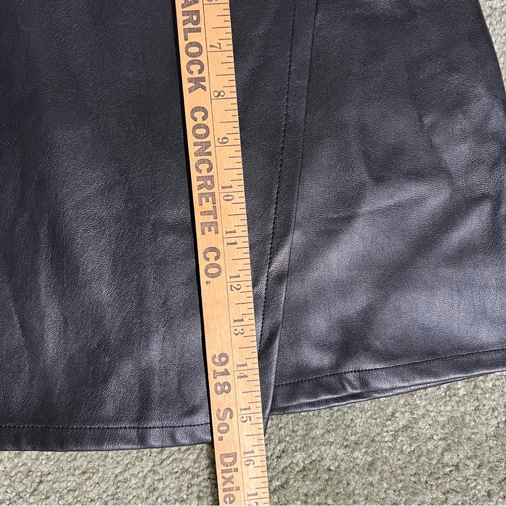 Hollister Faux Leather High Waisted Skirt - Picture 5 of 5